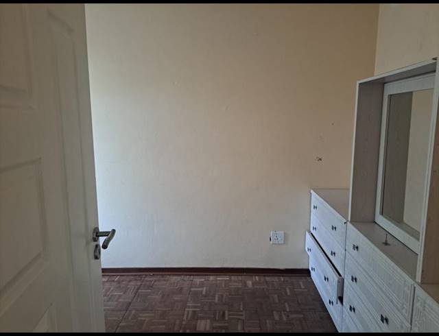 2 BEDROOM APARTMENT FOR SALE IN PELHAM